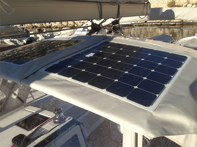 barca-panel-solaire.jpg